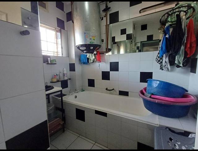 2 BEDROOM APARTMENT FOR SALE IN MORNINGSIDE